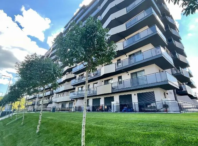 Grand Park White Iulius Mall *