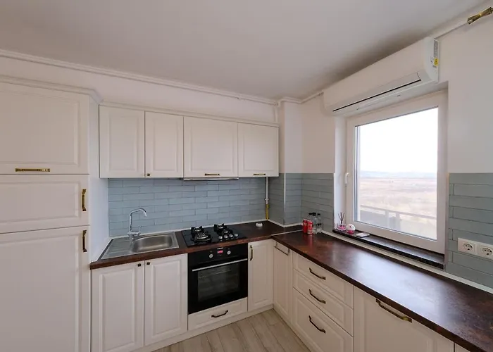 Grand Park White Iulius Mall